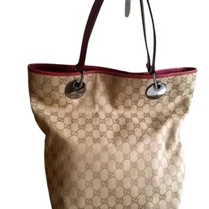 Gucci Beige GG Supreme Canvas Tote with Dark Pink Trim